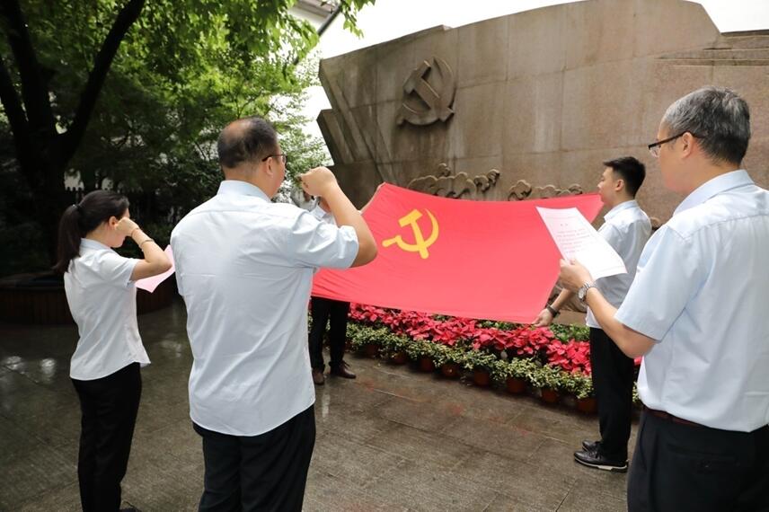 1529886502747209tjha.jpg 5.jpg